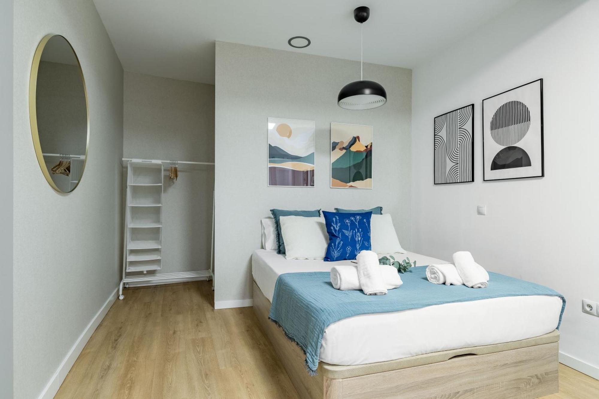 Charming Lucero Apartment Мадрид Екстериор снимка