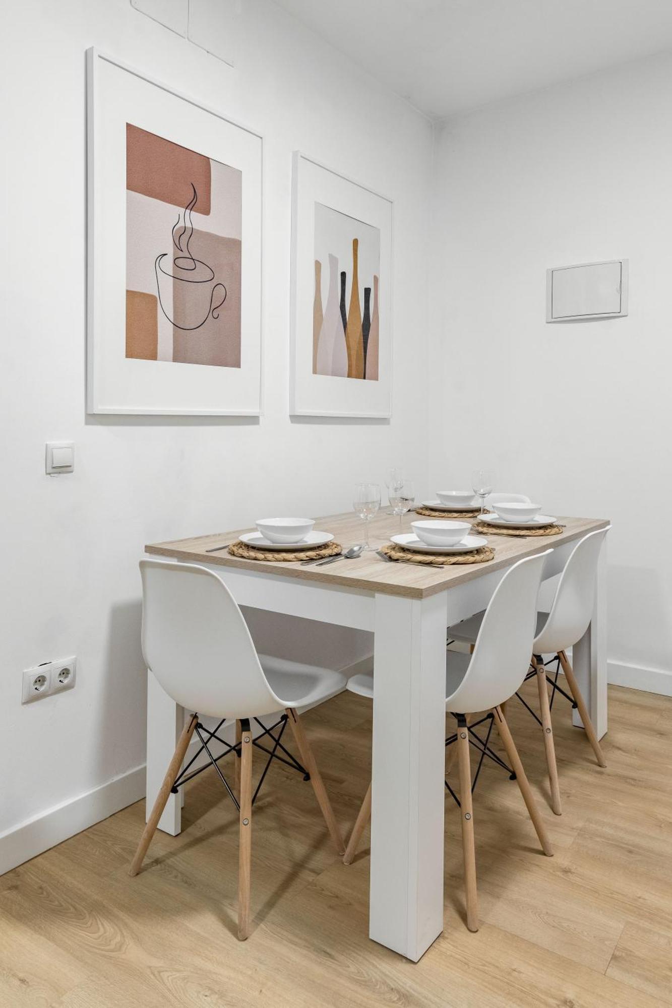 Charming Lucero Apartment Мадрид Екстериор снимка