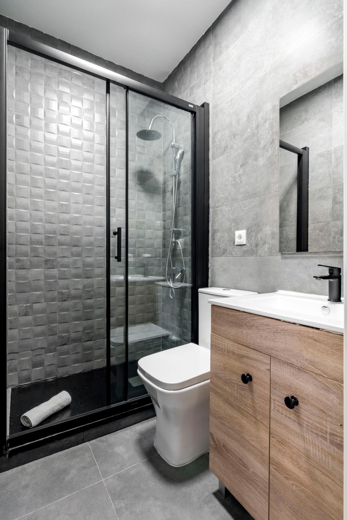Charming Lucero Apartment Мадрид Екстериор снимка
